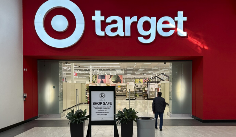 Cashier vacancy: Target